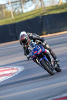 brands-hatch-photographs;brands-no-limits-trackday;cadwell-trackday-photographs;enduro-digital-images;event-digital-images;eventdigitalimages;no-limits-trackdays;peter-wileman-photography;racing-digital-images;trackday-digital-images;trackday-photos